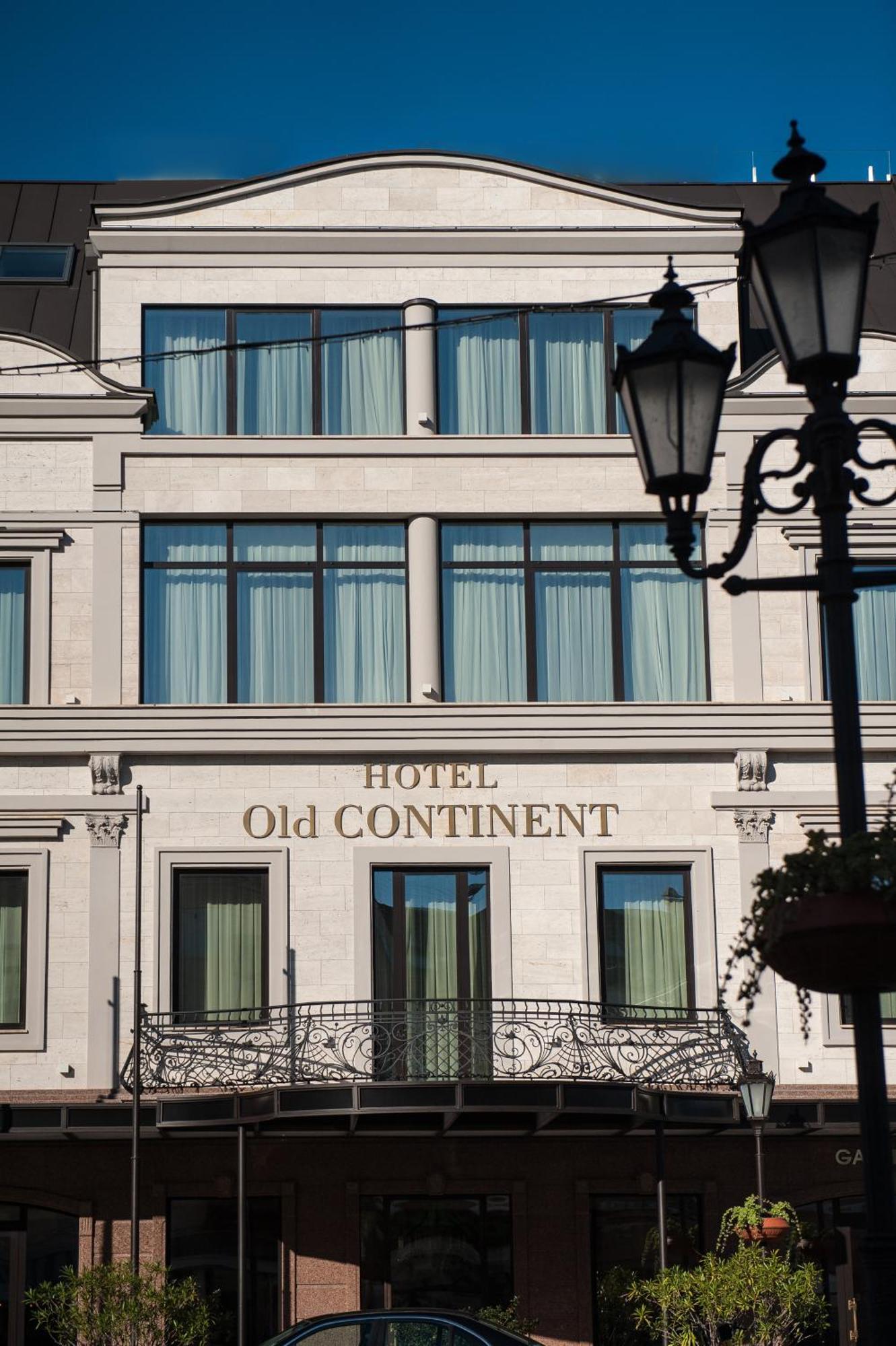 Old Continent Hotel Uzjhorod Eksteriør bilde